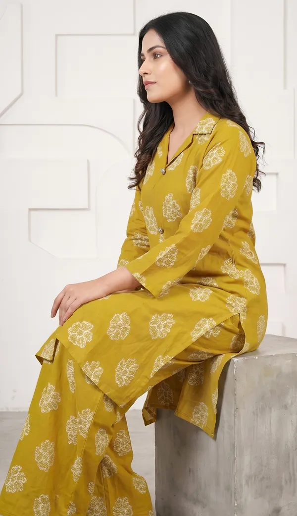 Mustard_Yellow_Rayon_Cotton_Floral_Print_Kurta_Palazzo_Set_For_Women