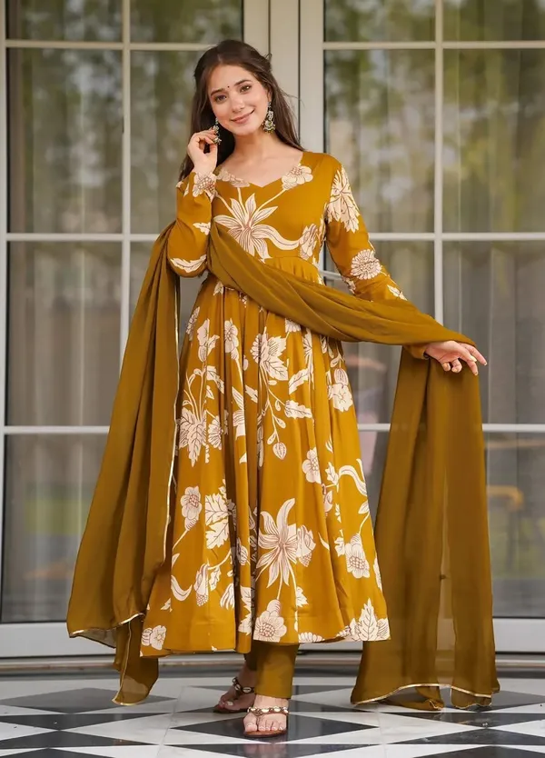 Mustard_Yellow_Rayon_Slub_Premium_Kurta_Set_For_Women