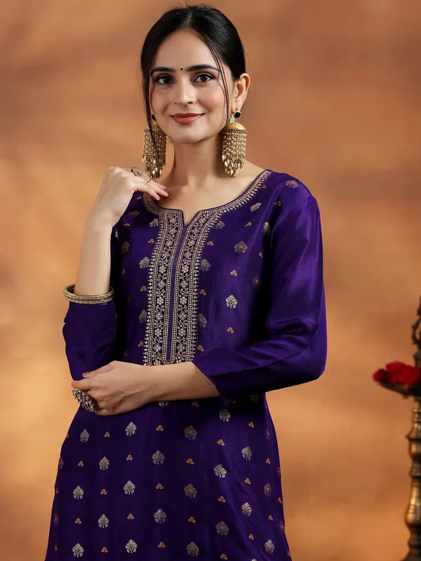 Purple_Art_Silk_Premium_Suit_Set_For_Women