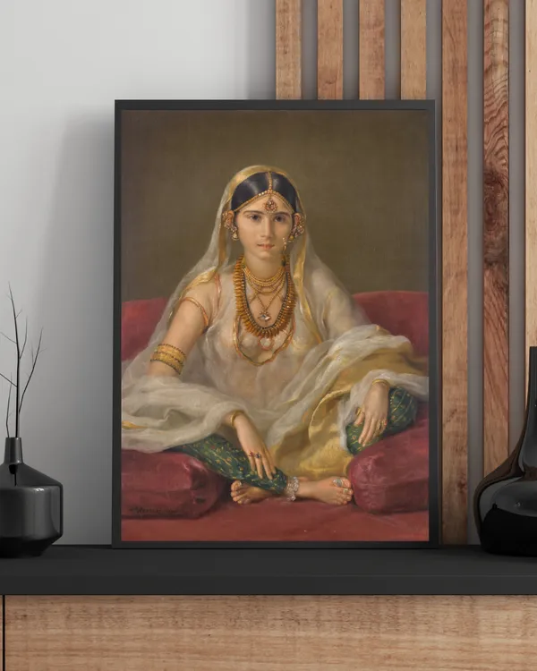 Fiber_Mughal_Woman_Portrait_Canvas_Print_Frame_Black