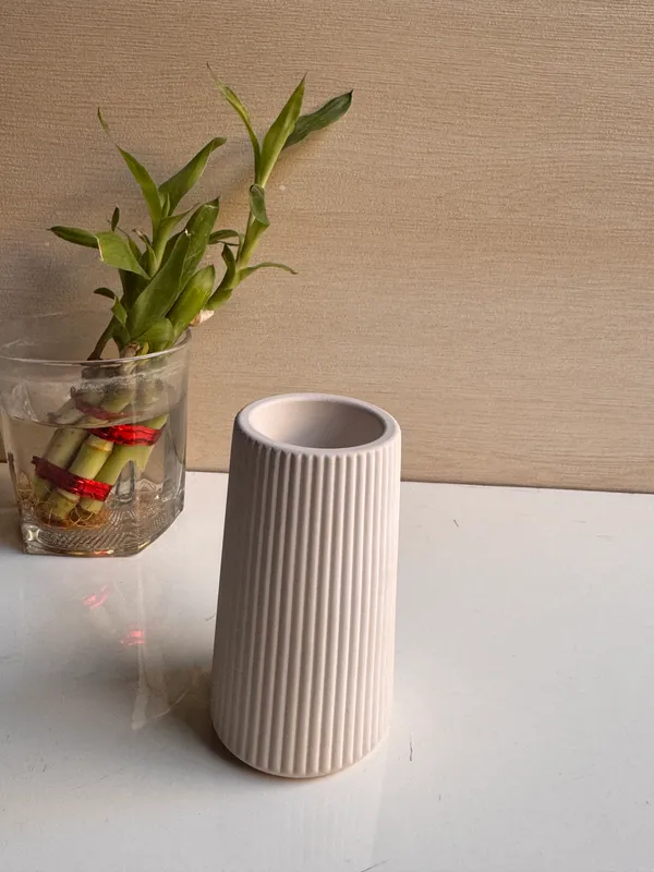Flower_Ribbed_Tall_Concrete_Jar
