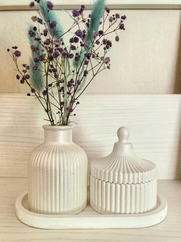 White_Concrete_Ribbed_Jars,_Trays,Tray_And_Ribbed_Vase