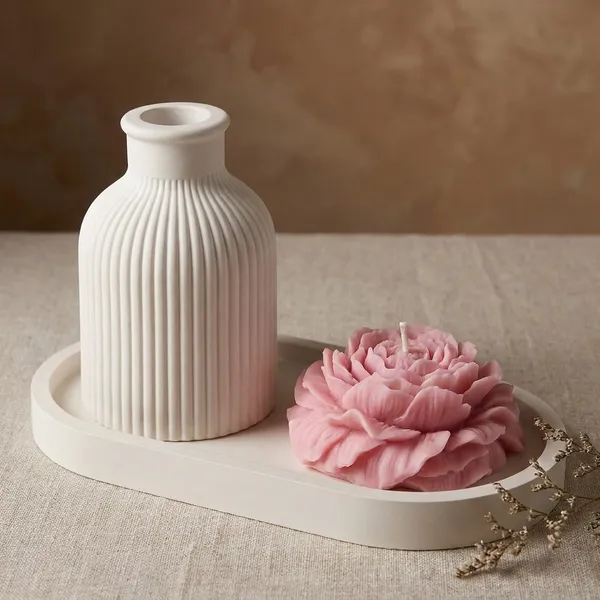 Concrete_Tray_And_Ribbed_Vase_With_Peony_Candle