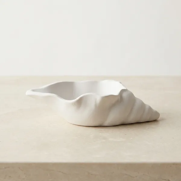 White_Ceramic_Shell_Shaped_Tissue_Paper_Holder