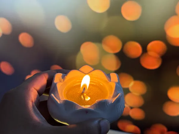 White_Concrete_Lotus_Jar_Candle