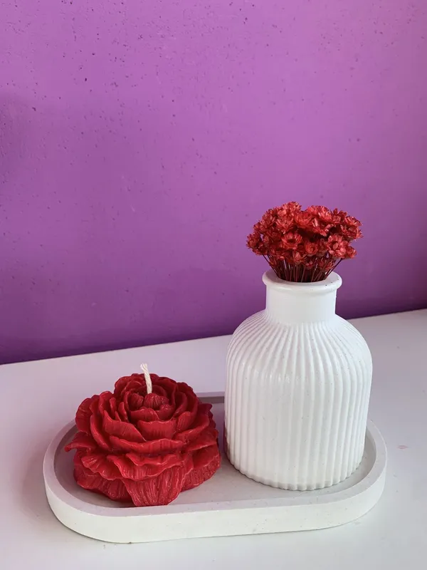 White_Concrete_Tray_And_Ribbed_Vase_With_Peony_Candle