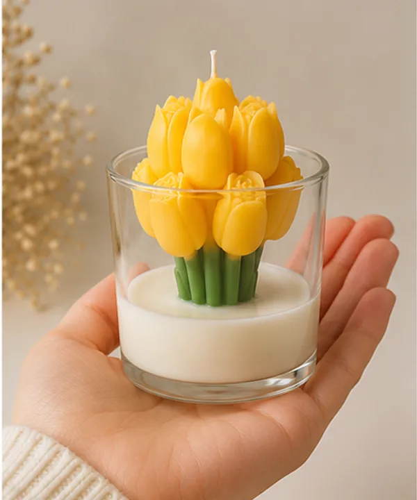 Yellow_Tulip_Candle_In_Glass