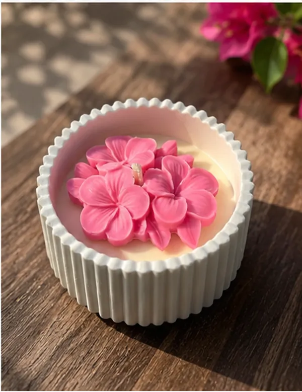 Premium_Floral_Scented_Candle_In_Designer_Bowl_Aesthetic_Home_Decor_Gift_Candle_For_Bedroom_Living_Room_Festivals