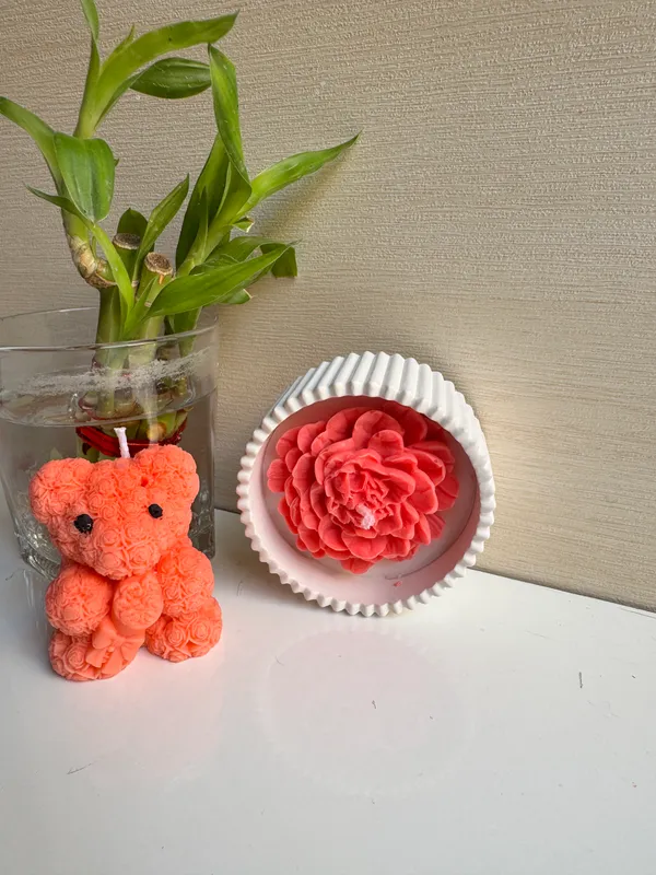 Pink_Teddy_With_Bouquet_Decorative_Candle