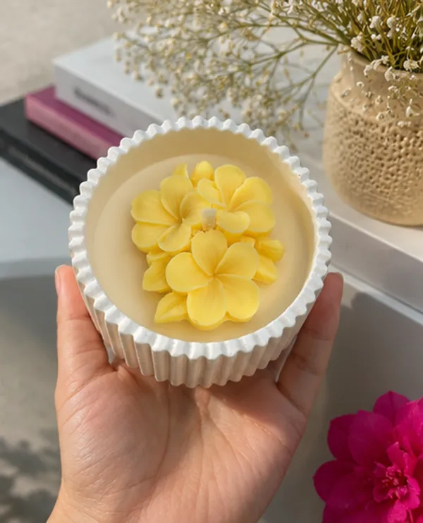 Plumeria_Concrete_Jar_Candle