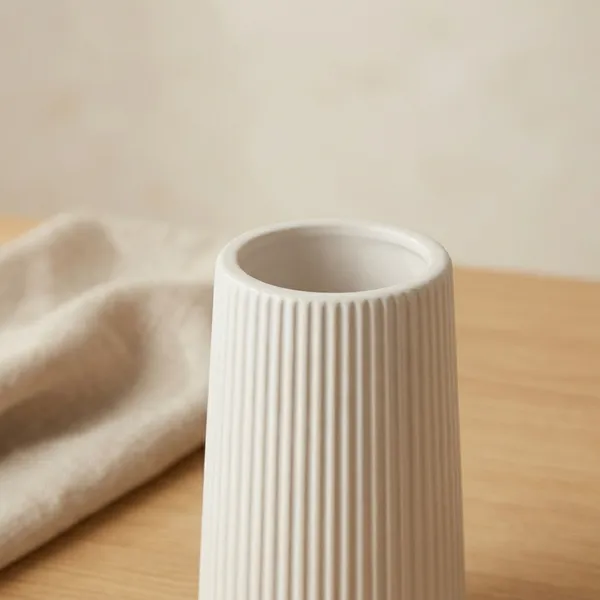 Flower_Ribbed_Tall_Concrete_Jar