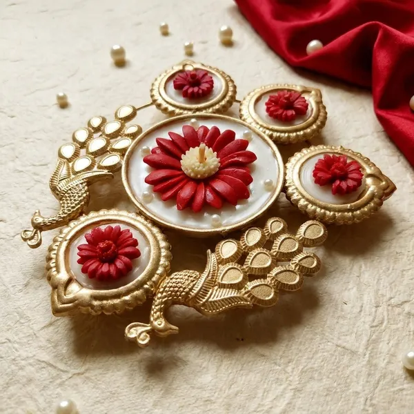 Peacock_Urli_Candle_With_Red_Daisy