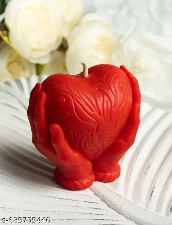 Valentines_Day_Candle_Holding_Heart_Candle_For_Decor