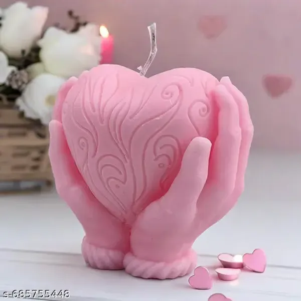Valentines_Day_Candle_Holding_Heart_Candle_For_Decor
