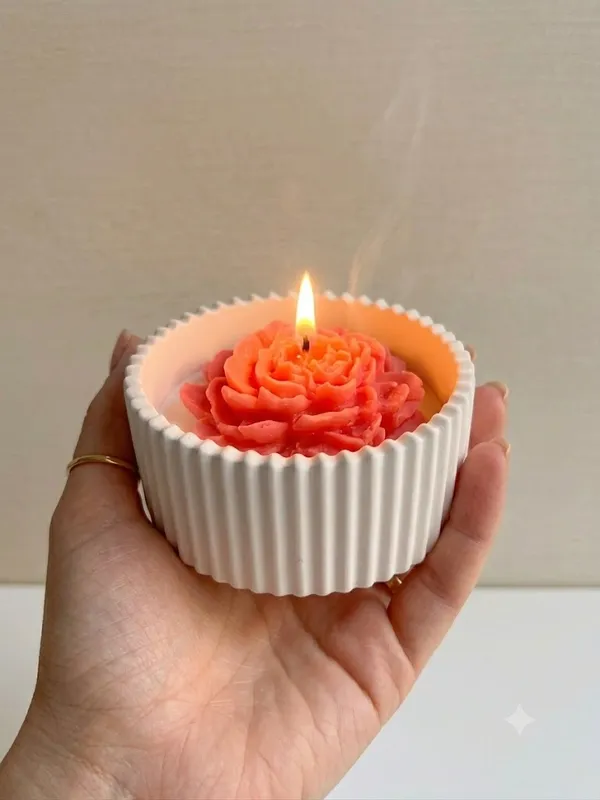 Concrete_Jar_With_Pink_Rose_Candle