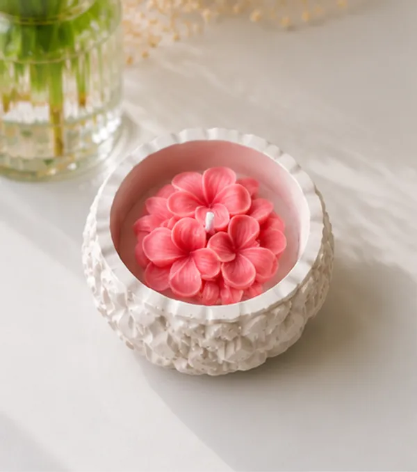 Concrete_Jar_With_Pink_Plumeria_Candle