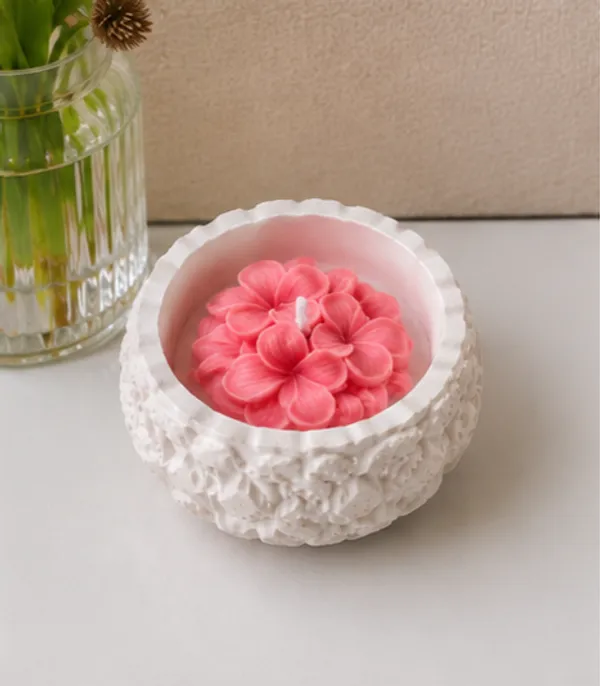 Concrete_Jar_With_Pink_Plumeria_Candle