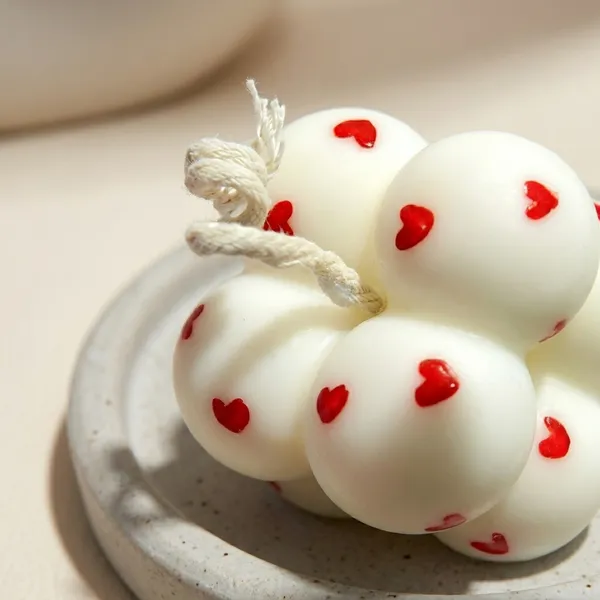Cute_Bubble_Heart_Candle_Aesthetic_Home_Decor_Gift_For_Loved_Ones_(Pack_of_2)