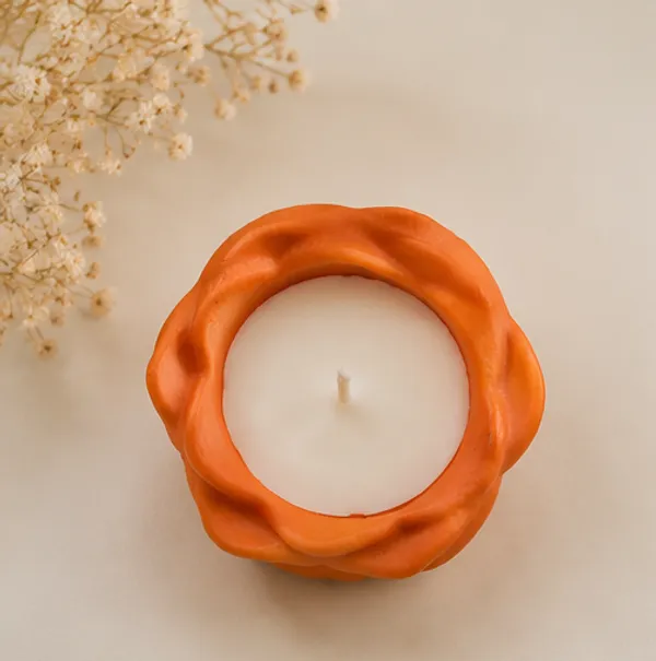 Lotus_Fully_Wax_Jar_Candle