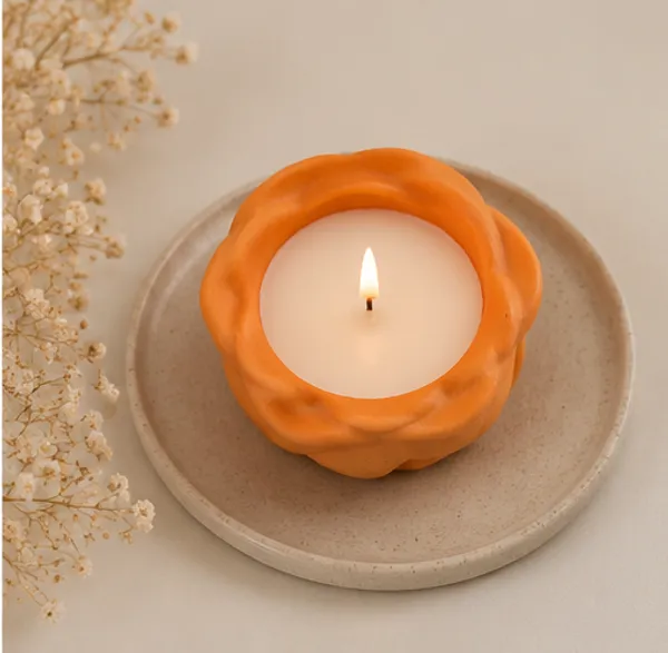 Lotus_Fully_Wax_Jar_Candle