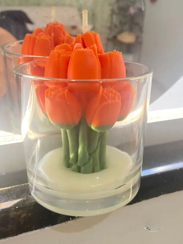 Orange_Tulip_Candle_In_Glass