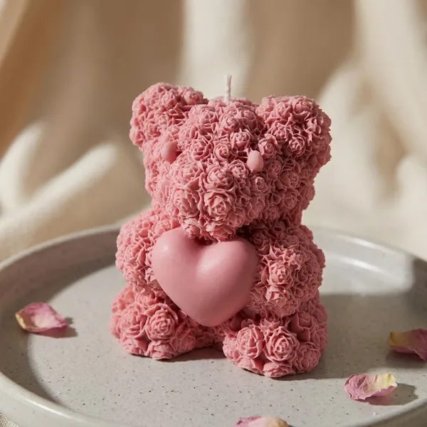 Pink_Rose_Bear_Shaped_Decorative_Candle