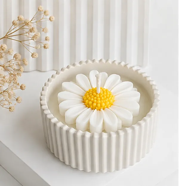 Concrete_Jar_With_White_Daisy_Candle