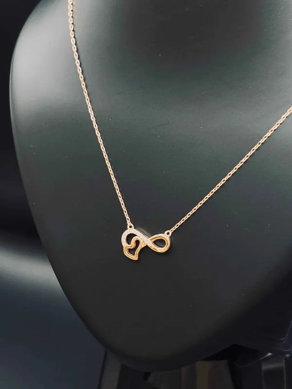 Rose_Gold_Necklace_For_Women