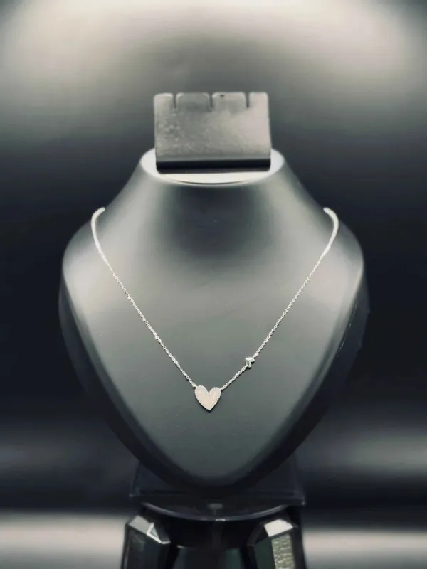 Golden_Necklace_For_Women