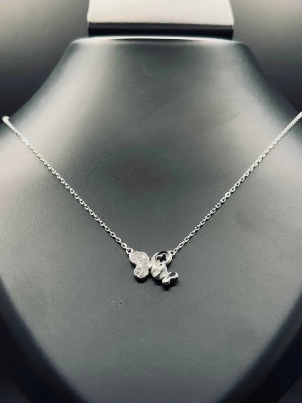 Silver_Necklace_For_Women
