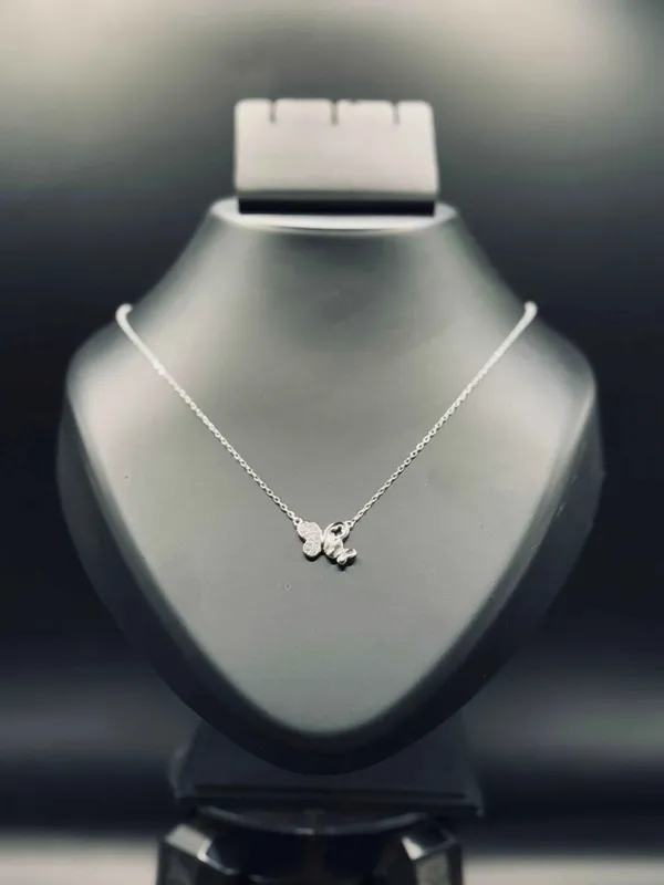 Silver_Necklace_For_Women