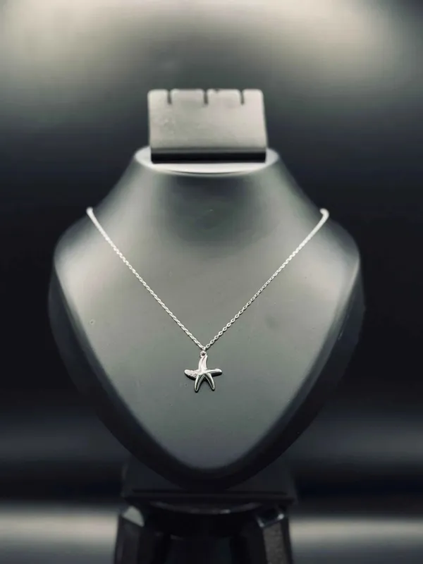 Silver_Necklace_For_Women