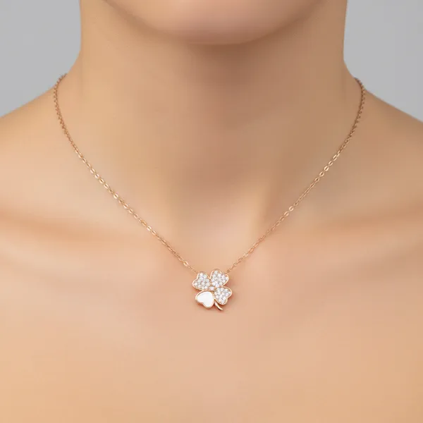 Rose_Gold_Necklace_For_Women