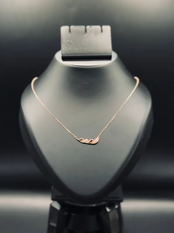 Rose_Gold_Necklace_For_Women