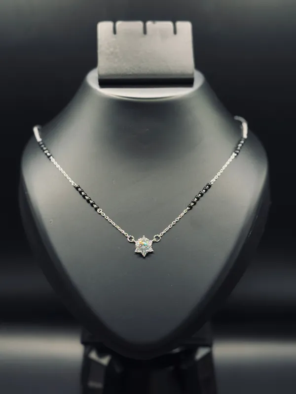 Golden_And_Black_Mangalsutra_For_Women