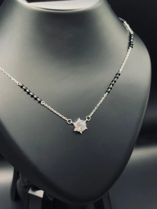 Golden_And_Black_Mangalsutra_For_Women