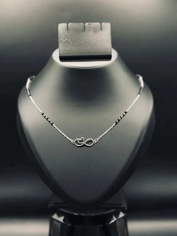 Silver_Mangalsutra_For_Women