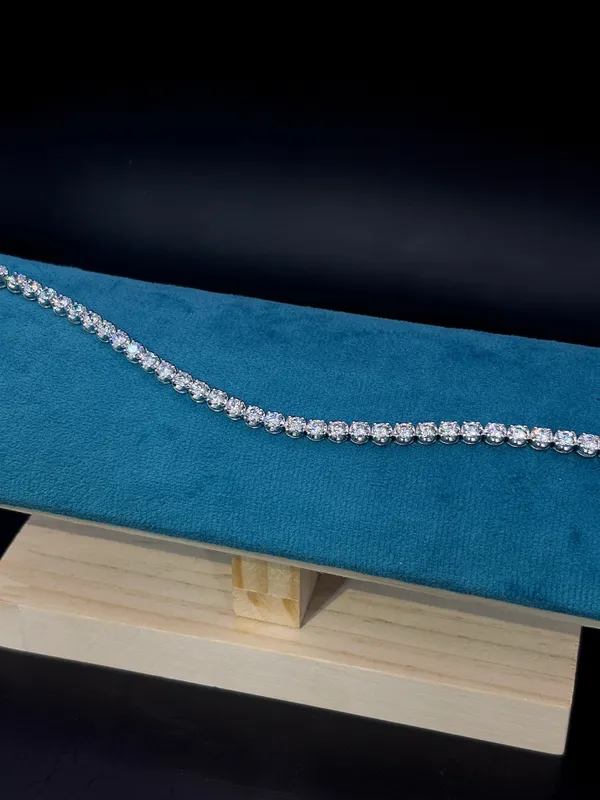 Silver_Bracelet_For_Women