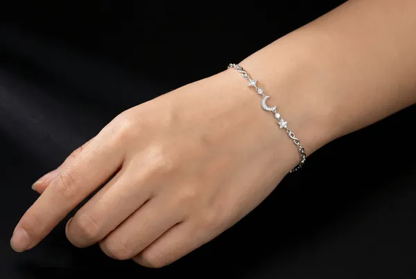 Silver_Bracelet_For_Women