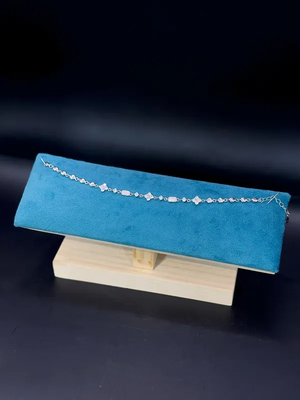 Silver_Bracelet_For_Women