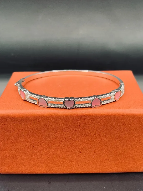 Silver_Bangle_For_Women