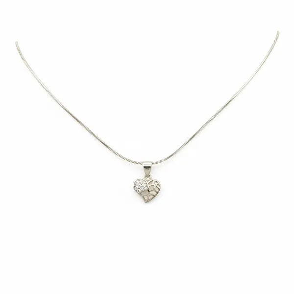 Silver_Pendant_With_Chain_For_Women