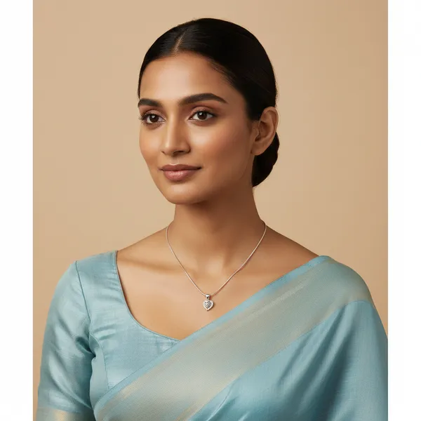 Silver_Pendant_With_Chain_For_Women
