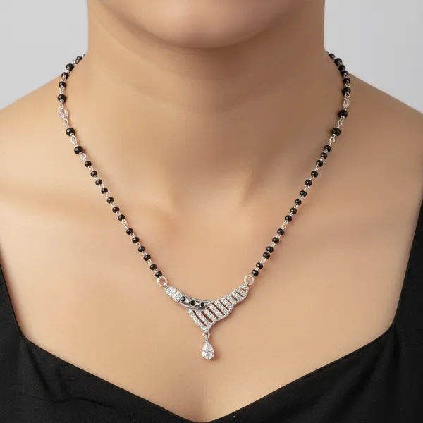 Golden_And_Blck_Mangalsutra_For_Women