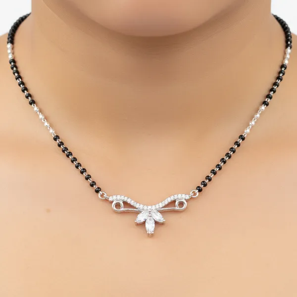 Golden_And_Black_Mangalsutra_For_Women