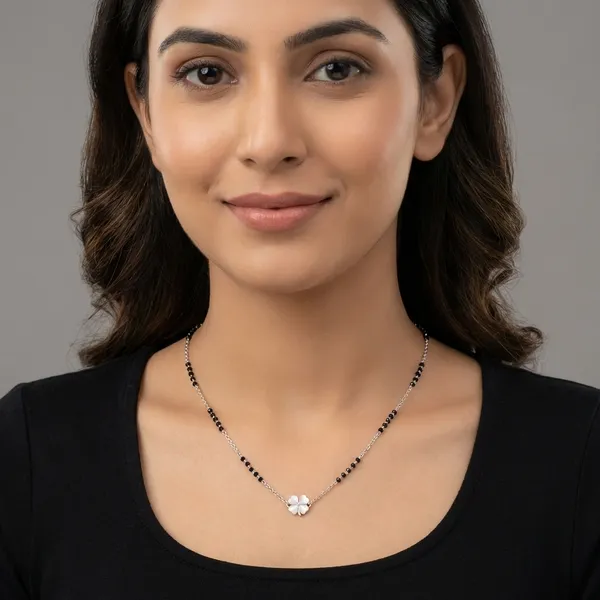 Golden_And_Black_Mangalsutra_For_Women