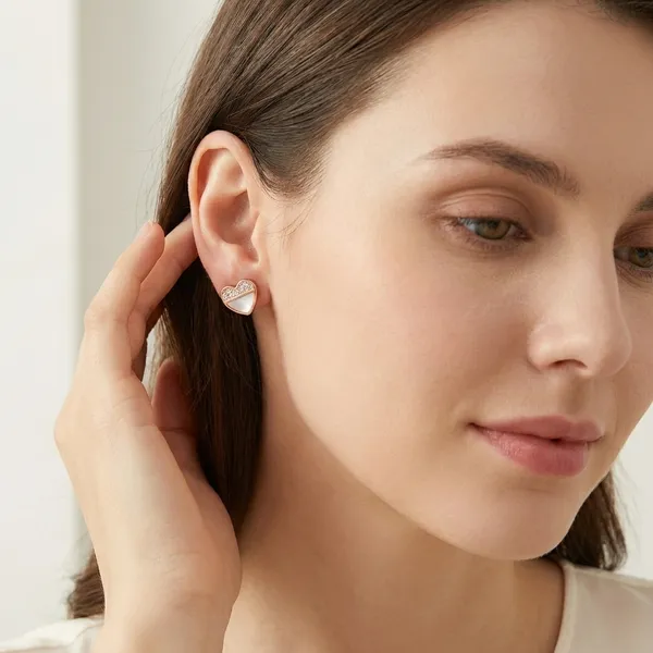 Golden_Stud_Earrings_For_Women