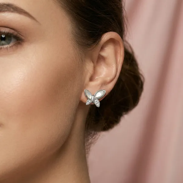 Silver_Stud_Earrings_For_Women
