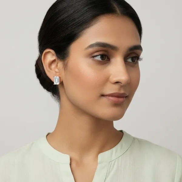 Silver_Stud_Earrings_For_Women