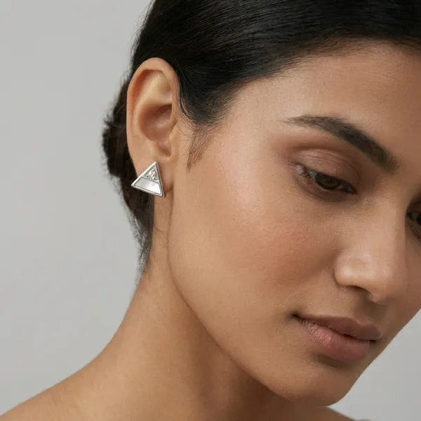 Silver_Stud_Earrings_For_Women